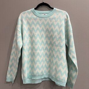 Zig Zag Striped, Heavy Weight, Crew Neck Sweater - MEDIUM - EUC!